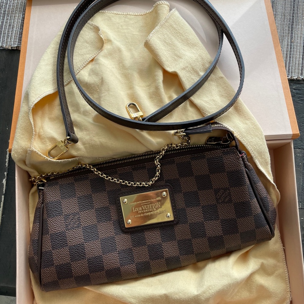 Louis Vuitton Eva Damier Canvas Cross Body Bag